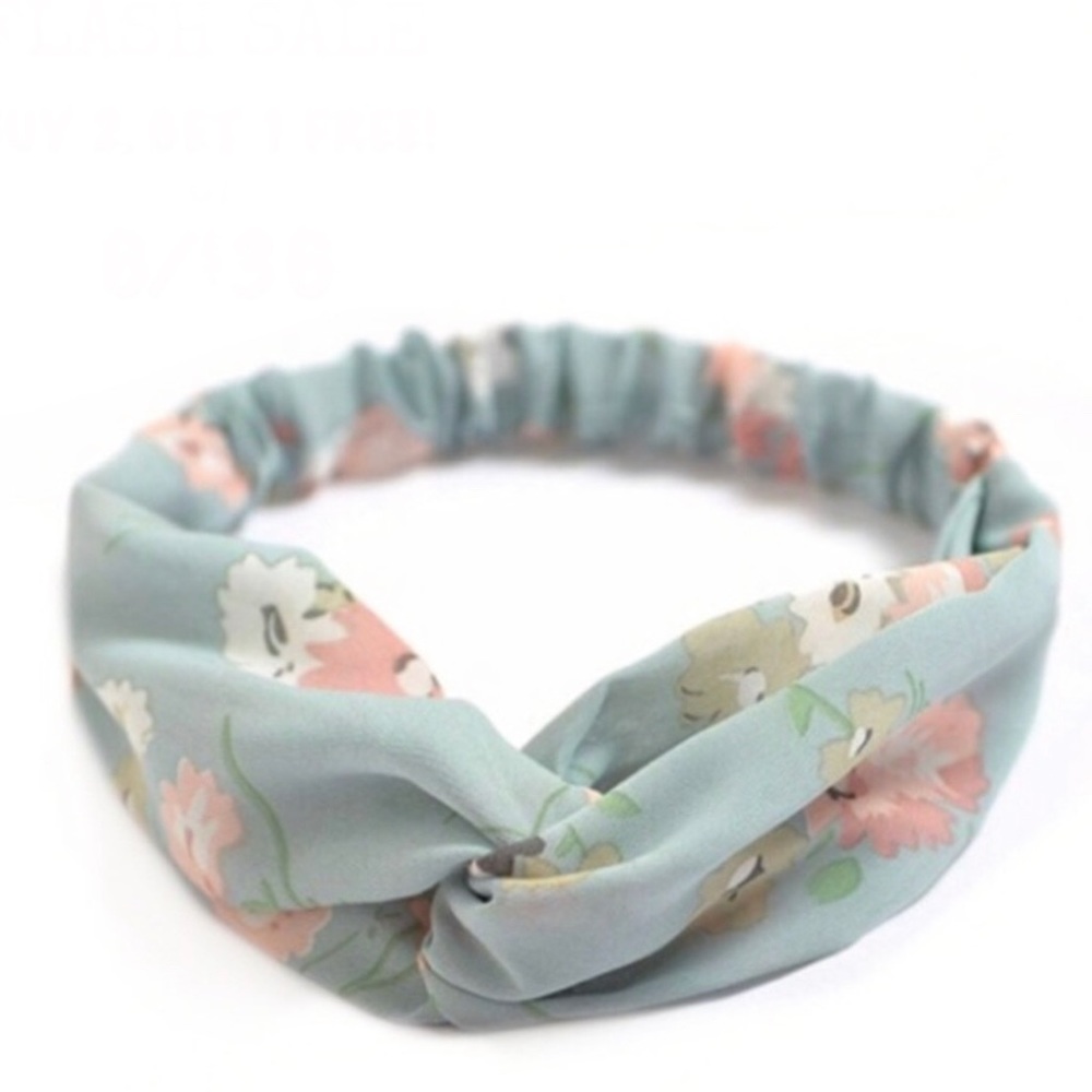 Light Blue Floral Boho Twist Headband